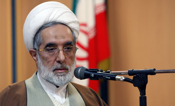 امام فرمود اگر بنا است اسلام فدا شود بگذارید ما فدای اسلام بشویم