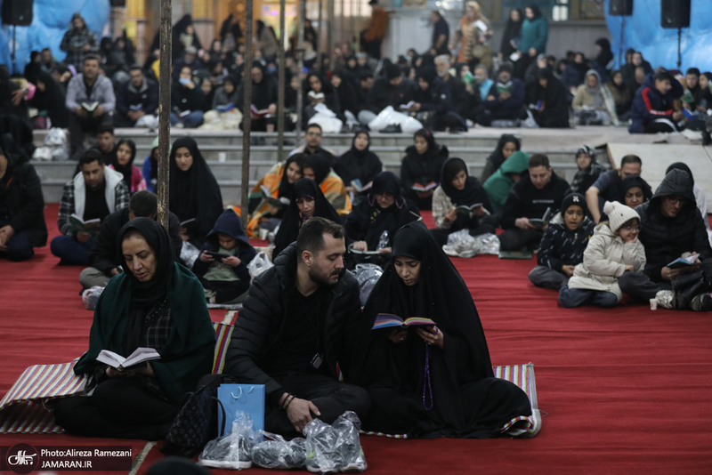 مراسم شب بیست و سوم ماه مبارک رمضان در امام زاده پنج تن لویزان