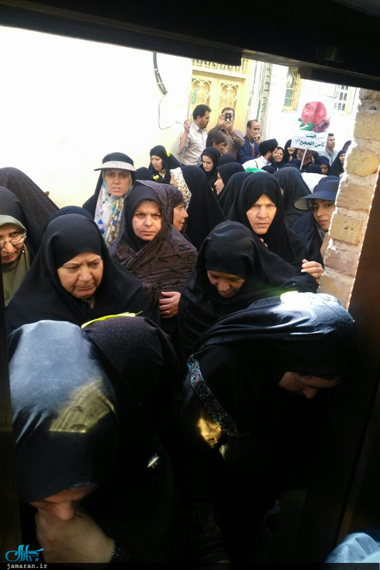 بازدید زائران ایرانی و غیر ایرانی عتبات از بیت حضرت امام در نجف