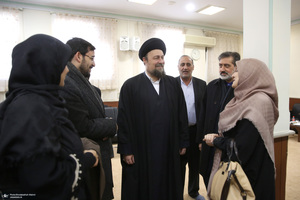 دیدار دکتر ظریف  معاون راهبردی رئیس جمهور و جمعی از مدیران با سید حسن خمینی