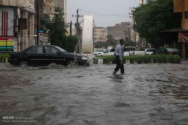 آبگرفتگی معابر شهر اهواز بعد از بارندگی