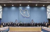 دیدار جمعی از فرزندان شهدا و خانواده ایثارگران با عارف معاون اول رئیس جمهور (1)