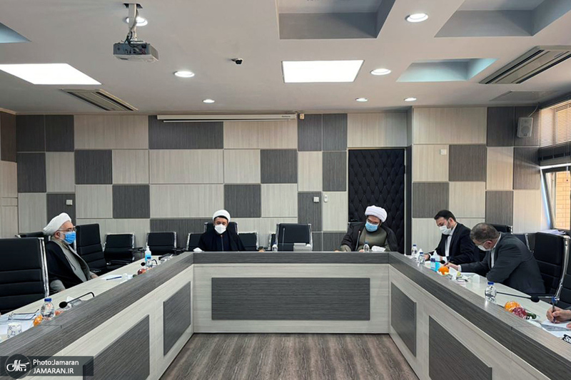 جلسه مشترک شورای معاونین موسسه تنظیم و نشر آثار امام خمینی(ره) و هیات رئیسه پژوهشکده امام خمینی و انقلاب اسلامی