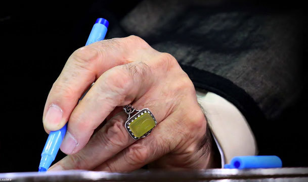 درگذشت تأسفبار برادر گرامی جنابعالی و دوست دیرین اینجانب مرحوم سیّد صادق طباطبائی را تسلیت میگویم