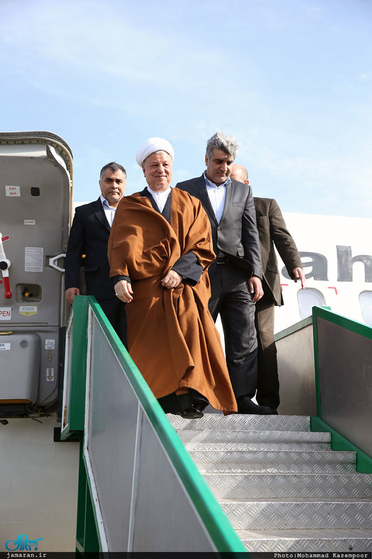 بازدیدهای آیت‌الله هاشمی رفسنجانی از پروژه‌های نفت و پتروشیمی در جزیره خارک