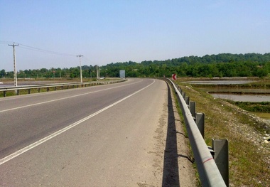 بازدید خاوری از روند اجرایی پروژه محور سراوان-سنگر-سیاهکل