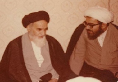 Memoirs: Courage and strong belief of Imam Khomeini (Push)
