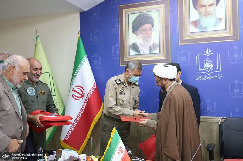 دیدار پیشکسوتان رژه 19 تیر 1358 با رییس موسسه تنظیم و نشر آثار امام خمینی (س)