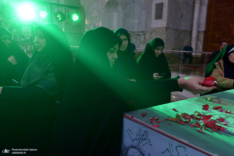 اجتماع بزرگ کارگران به مناسبت سالگرد شهادت حاج قاسم سلیمانی در حرم امام خمینی (س)