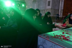 اجتماع بزرگ کارگران به مناسبت سالگرد شهادت حاج قاسم سلیمانی در حرم امام خمینی (س)