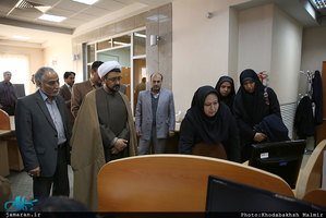 بازدید جمعی از مدیران موسسه تنظیم و نشر آثار امام(س) از مرکز اسناد کتابخانه ملی 