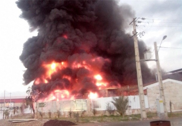 انفجار مهیب و آتش‌سوزی در شهرک صنعتى خمین اراک  2 کارگر جان باختند