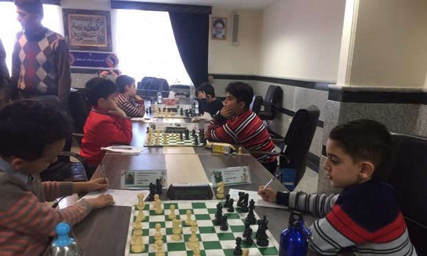 آغاز رقابتهای شطرنج قهرمانی پسران کشور در رشت