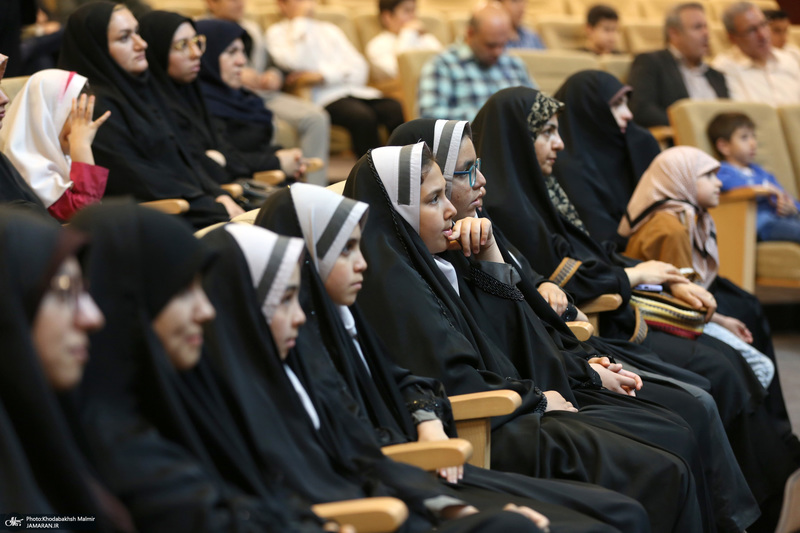 مراسم تجلیل از فعالان نهج‌البلاغه در حرممطهر امام خمینی (س)