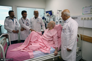 عیادت اقای خاتمی 1