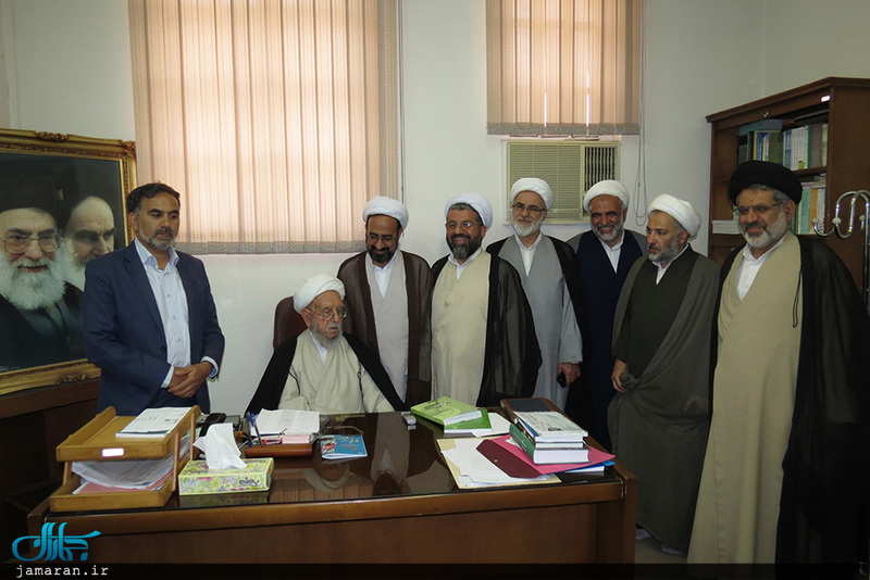 دیدار اعضای موسسه تنظیم و نشر آثار امام خمینی(س) نمایندگی قم با جمعی از مراجع و علما