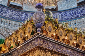 حال و هوای شب میلاد امام رضا (ع) در حرم مطهر امام حسین(ع)