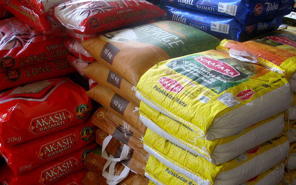 توزیع گسترده برنج و شکر با هدف تنظیم بازار ایام عید در سراسر استان
