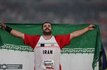 طلای هفتم ایران با شکستن رکورد بازی های آسیایی؛ طیبی قهرمان پرتاب وزنه شد+ عکس و ویدیوی اهدای مدال