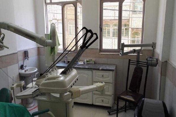 دندانپزشکی فاقد مجوز در بوکان پلمب شد