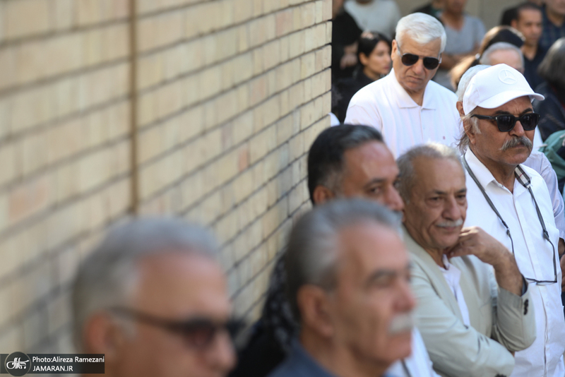 مراسم تشییع ناصر تقوایی