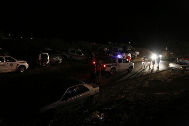 تیم های امدادی و انتظامی به محل سقوط هواپیمای ترکیه ای اعزام شدند