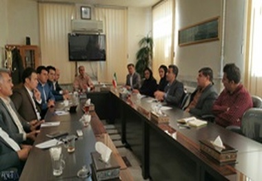 اولین نشست اعضای شورای دوره پنجم سقز با سرپرست و معاونین شهرداری