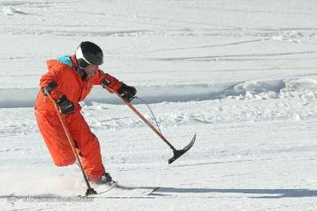 رقابت های اسکی پارالل به میزبانی دیزین آغاز شد