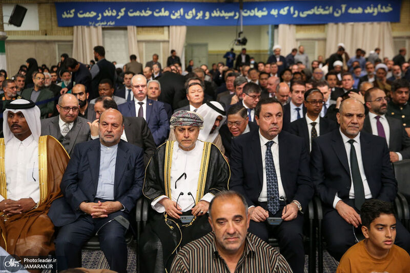 مراسم بزرگداشت شهید رئیسی و شهدای پرواز اردیبهشت
