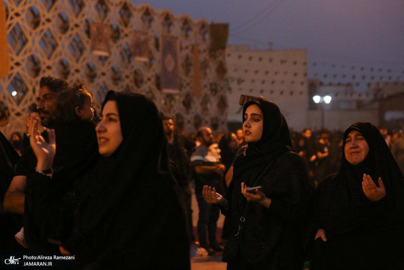 مراسم خیمه سوزان در میدان امام حسین (ع)