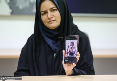 روایت زندگی و شهادت دانشمند شهید منصور عسگری از زبان فرزند: بمب سنگرشکن دقیقاً در واحد ما منفجر شد/ نشانی از پیکر پدرم باقی نمانده بود