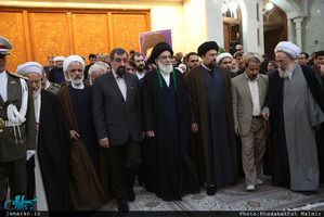 تجدید میثاق رئیس و اعضای مجمع تشخیص مصلحت نظام با آرمان های امام خمینی(س)