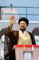 حضور سید حسن خمینی در مرحله دوم انتخابات ریاست جمهوری چهاردهم