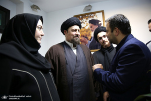 دیدار مدیر عامل و  کارکنان کیش ایر با یادگار امام