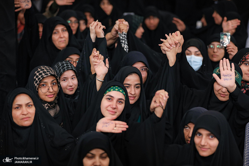 دیدار هزاران نفر از مردم سیستان و بلوچستان و خراسان جنوبی با رهبر انقلاب