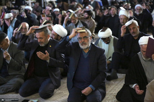 مراسم شب بیست و یکم ماه رمضان در حرم حضرت امام خمینی (س) 2