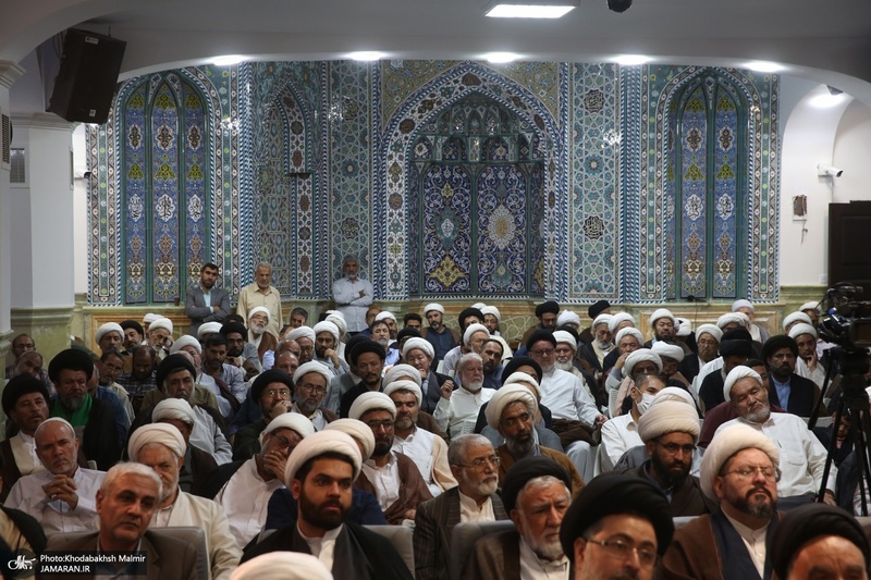 نشست علمی بررسی شخصیت و اندیشه تفسیری شهید آیت الله سید مصطفی خمینی