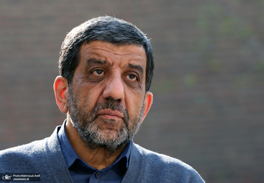 ضرغامی: یک برنامه جدی در خصوص امامزادهها داریم