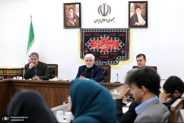 برگزاری جلسه ستاد توسعه علوم و فناوری افتا به ریاست معاون اول رییس جمهور/ عارف: باید عقب افتادگی کشور در زمینه علم و فناوری جبران شود/ تاکید بر ضرورت بهره‌گیری از ظرفیت‌های بخش خصوصی در فرآیندهای امنیت سایبری