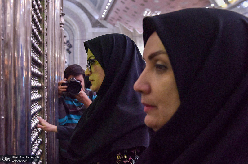 تجدید میثاق مدیران و کارکنان نهاد کتابخانه‌های عمومی کشور با آرمان‌های امام خمینی (س)