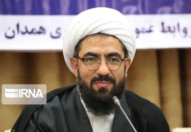 امام جمعه همدان: نگاه به نماز نباید تکلیف‌محور باشد