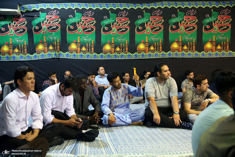 بازدید جمعی از دانشجویان بین‌الملل دانشگاه علامه طباطبایی به عنوان سفیران تمدن اسلامی از جماران