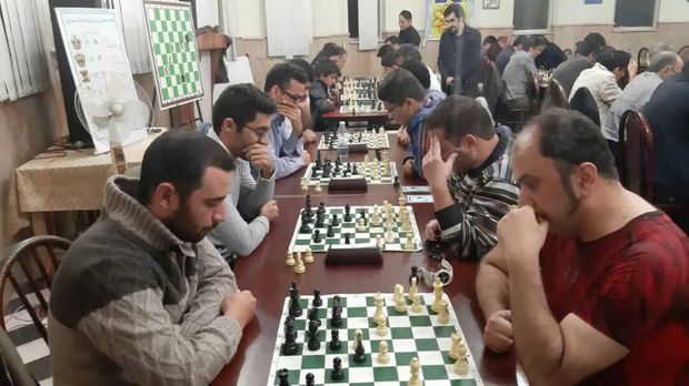 نفرات برتر رقابتهای شطرنج کارگری کشور در اهواز مشخص شدند