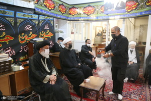 مراسم عزای روز عاشورا در بیت آیت الله العظمی فاضل لنکرانی(ره)