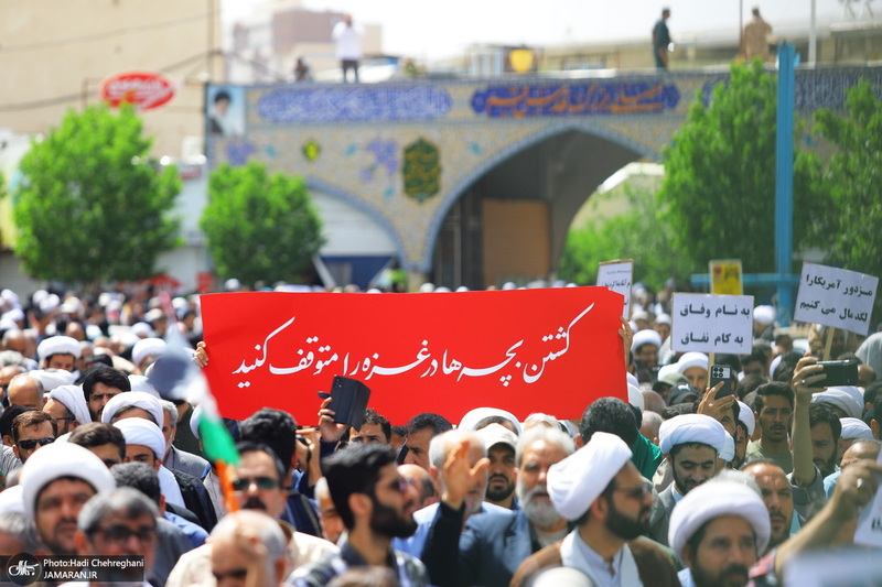 راهپیمایی نمازگزاران قمی در محکومیت جنایات رژیم صهیونیستی