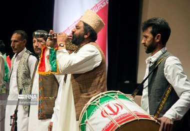 بیانیه جمعی از هنرمندان موسیقی نواحی؛ تا پای جان پای ایران می‌مانیم
