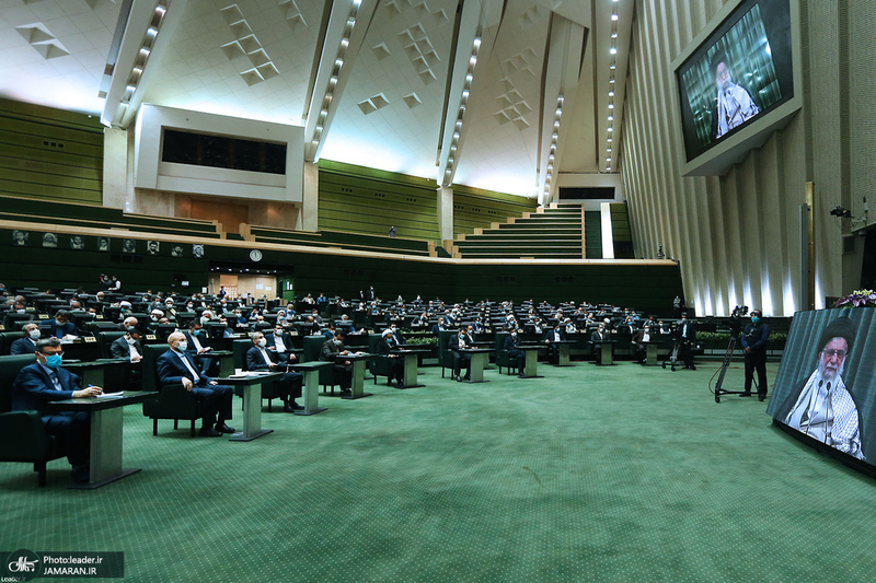 ارتباط تصویری نمایندگان مجلس شورای اسلامی با رهبر معظم انقلاب