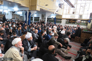 عزاداری شهادت حضرت زهرا (س) در دفتر آیت الله العظمی صانعی (ره)