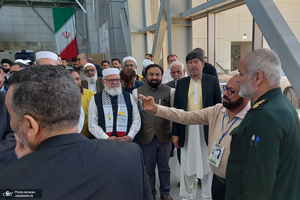 بازدید میهمانان خارجی مراسم بزرگداشت امام خمینی (س) از نمایشگاه دستاوردهای هوافضای سپاه