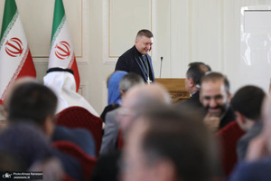 نشست وزیر امور خارجه با سفرا و کارداران و روسای نمایندگی های خارجی و بین‌المللی مقیم تهران